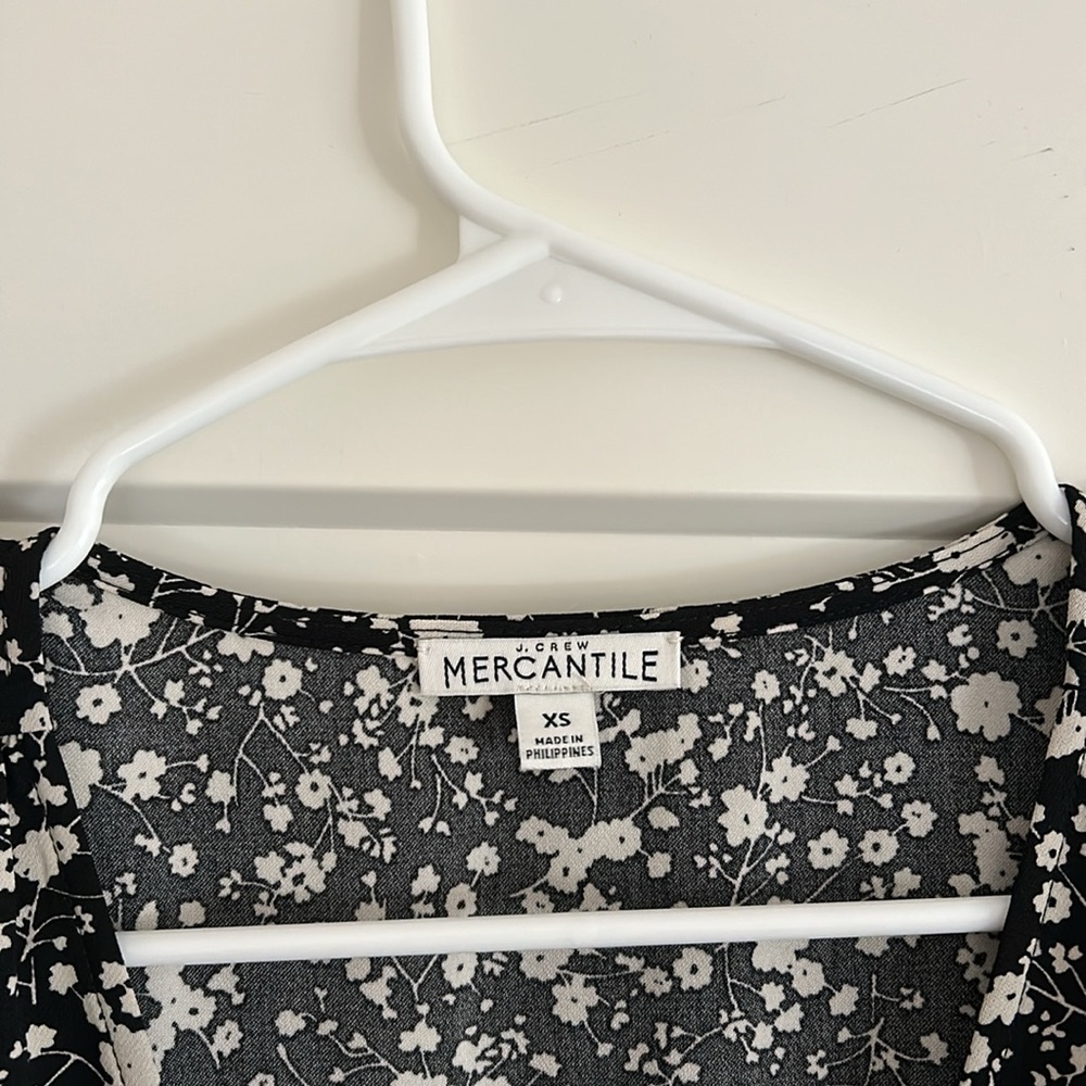 J Crew Mini - Picture 2 of 2